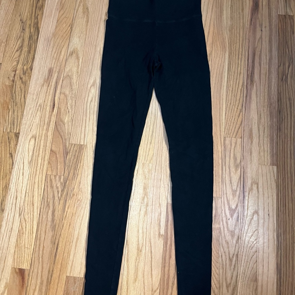 Victoria secrets woman’s Black High-Waisted Leggings size small Long